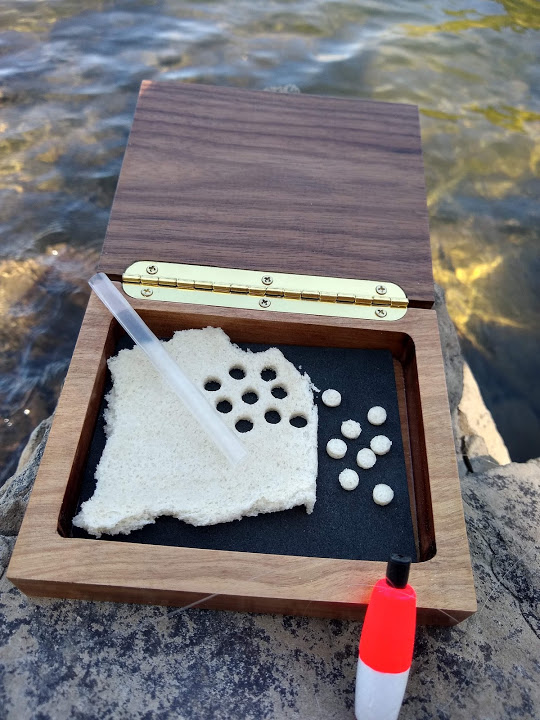 Bread punch. How to fish with bread.